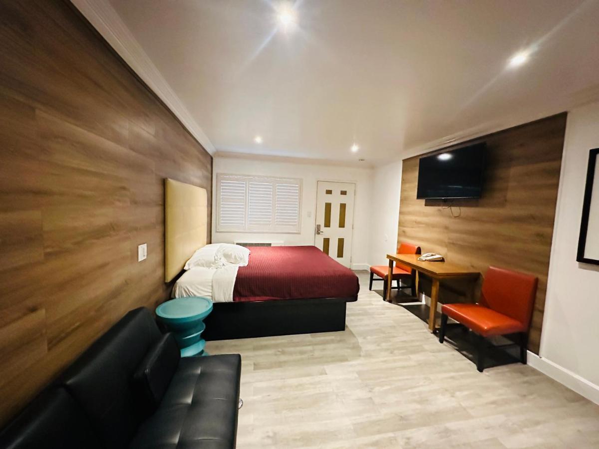Casa Blanca Inn & Suites Уиттиер Экстерьер фото