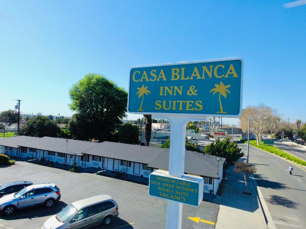 Casa Blanca Inn & Suites Уиттиер Экстерьер фото